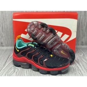 Nike Air Vapormax Plus 'Stained Glass' Running Shoe DX1795-001 Men’s Size 11.5